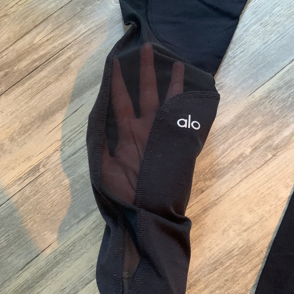 Alo Sheer Detail Black Leggings - Picture 10 of 12